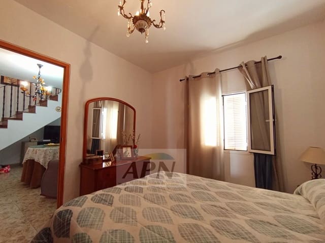 4 sypialnia Dom na sprzedaż w Alora - 157 000 € (Ref: 8076810)