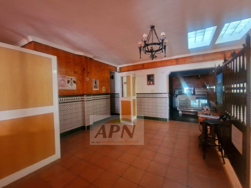 5 soveværelse Byhus til salg i Carratraca - € 465.000 (Ref: 8169133)