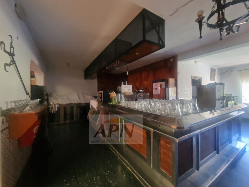 5 soveværelse Byhus til salg i Carratraca - € 465.000 (Ref: 8169133)