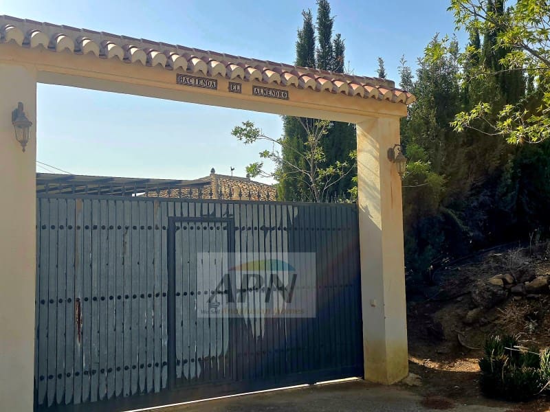 4 chambre Finca/Maison de Campagne à vendre à Alora avec piscine - 580 000 € (Ref: 8439086)