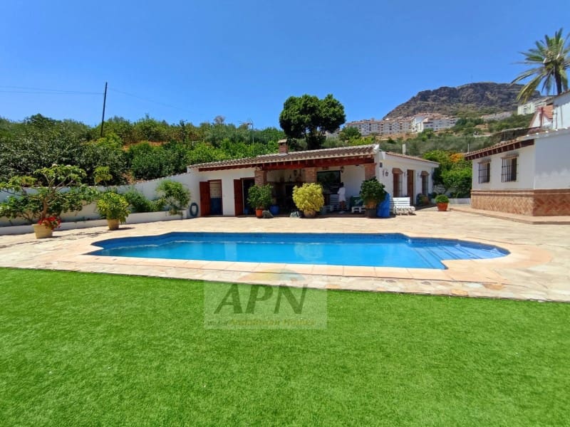 3 soveværelse Finca/Landehus til salg i Alora med swimmingpool - € 458.000 (Ref: 8508992)