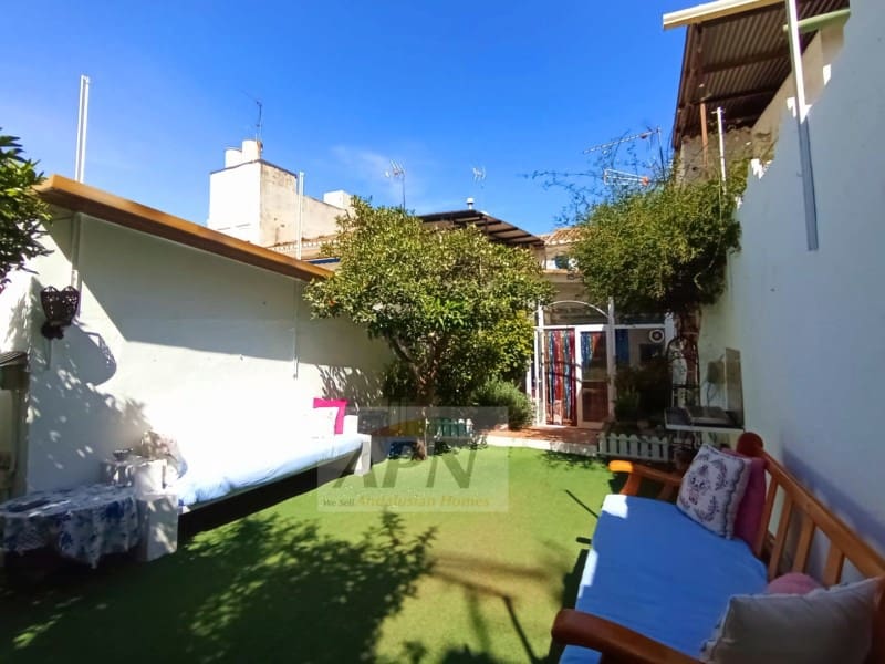 3 soveværelse Byhus til salg i Pizarra - € 252.000 (Ref: 8923915)