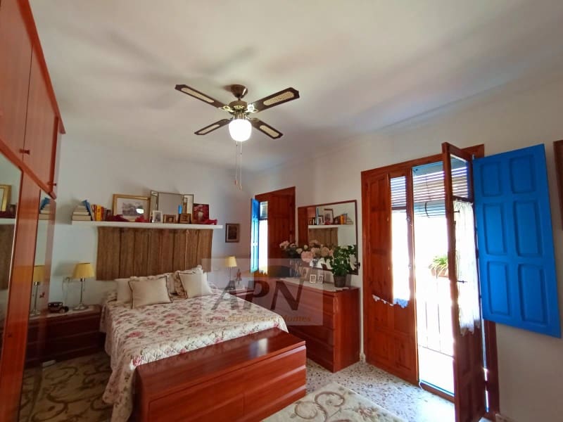 3 soveværelse Byhus til salg i Pizarra - € 252.000 (Ref: 8923915)