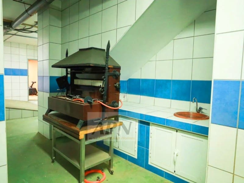 4 soveværelse Byhus til salg i Pizarra med swimmingpool garage - € 740.000 (Ref: 8968702)