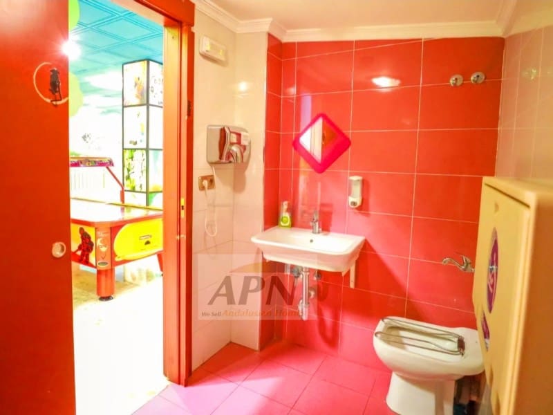 4 soveværelse Byhus til salg i Pizarra med swimmingpool garage - € 740.000 (Ref: 8968702)