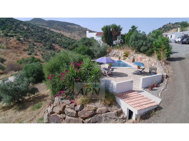 4 soveværelse Finca/Landehus til salg i Alora - € 549.000 (Ref: 9119035)