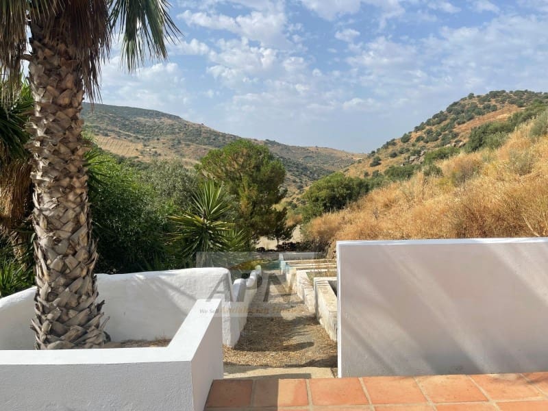 4 soveværelse Finca/Landehus til salg i Alora - € 549.000 (Ref: 9119035)