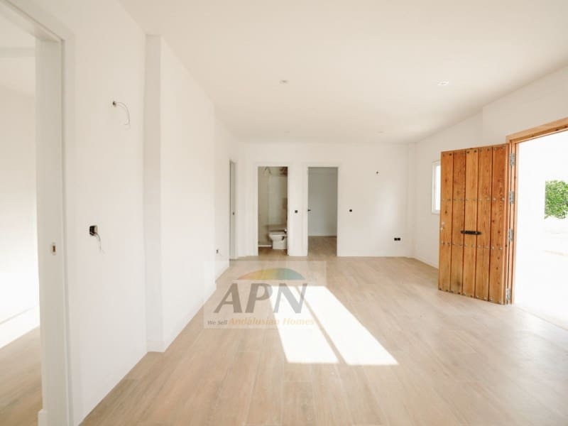 4 chambre Finca/Maison de Campagne à vendre à Alora avec piscine - 310 000 € (Ref: 9119036)