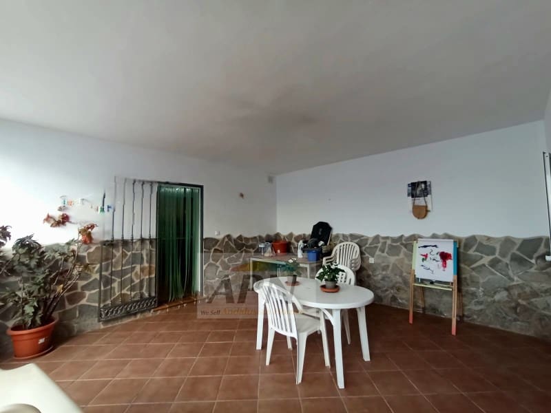 4 soveværelse Byhus til salg i Pizarra - € 295.000 (Ref: 9130837)