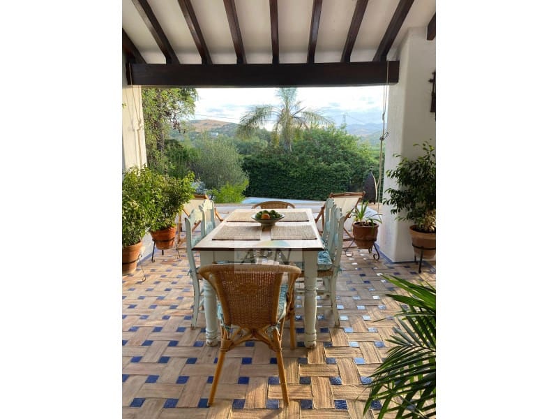 3 sovrum Finca/Hus på landet till salu i Alora med pool - 695 000 € (Ref: 9143920)