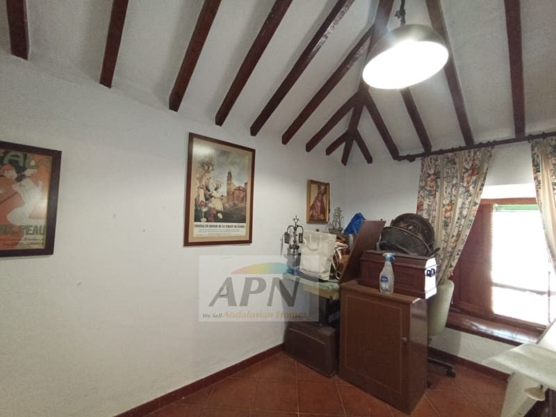 5 sypialnia Dom na sprzedaż w Alora - 250 000 € (Ref: 9180103)