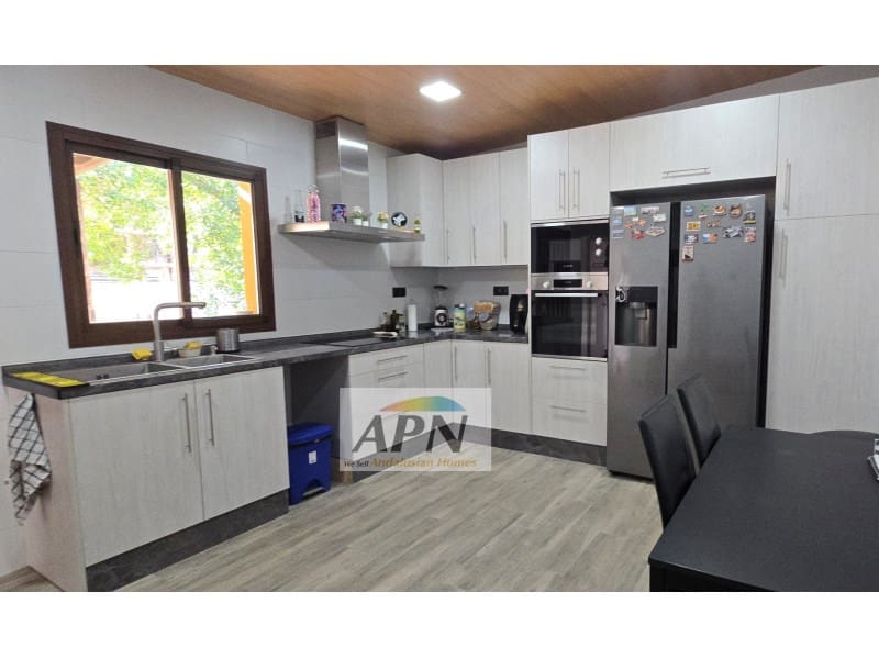 14 slaapkamer Finca/Landhuis te koop in Pizarra met zwembad - € 740.000 (Ref: 9199707)