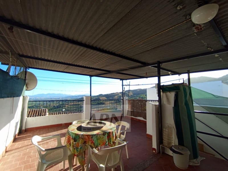 4 slaapkamer Huis te koop in Alora - € 146.000 (Ref: 9218754)