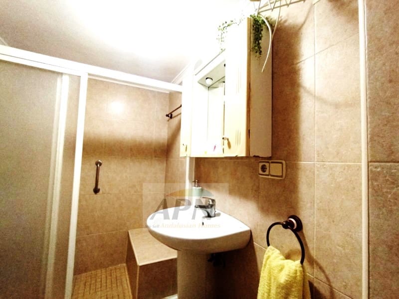 4 slaapkamer Huis te koop in Alora - € 146.000 (Ref: 9218754)