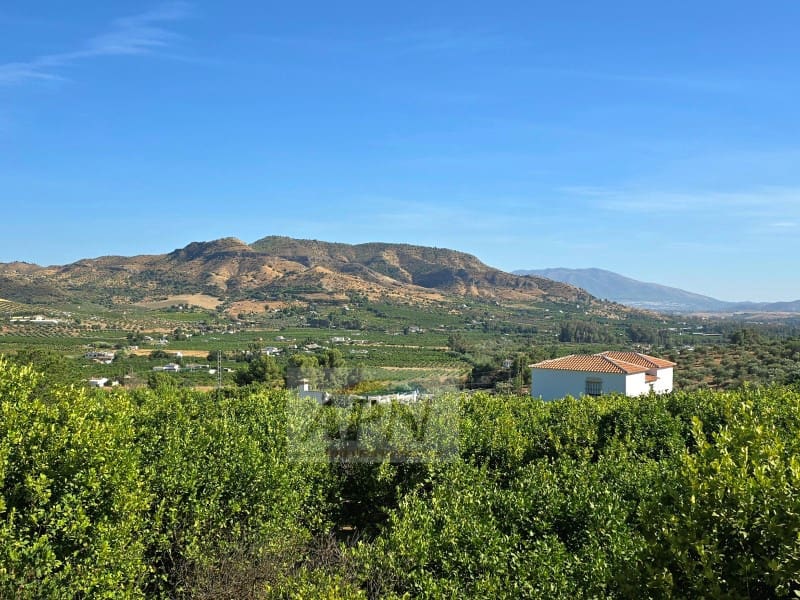 3 chambre Finca/Maison de Campagne à vendre à Alora avec piscine - 370 000 € (Ref: 9231011)