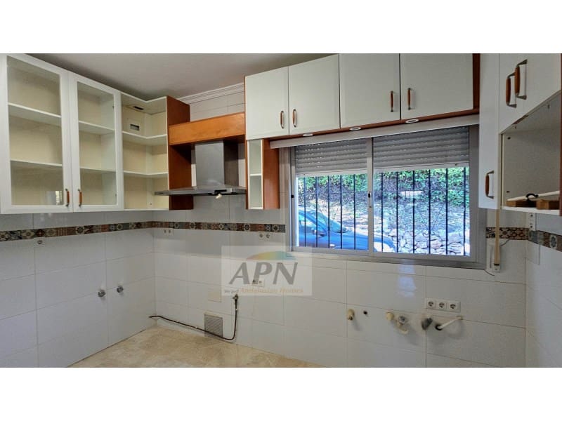 3 chambre Finca/Maison de Campagne à vendre à Alora avec piscine - 370 000 € (Ref: 9231011)