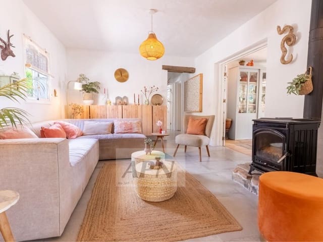 4 bedroom Finca/Country House for sale in Valle de Abdalajís with pool - € 465,000 (Ref: 9247670)