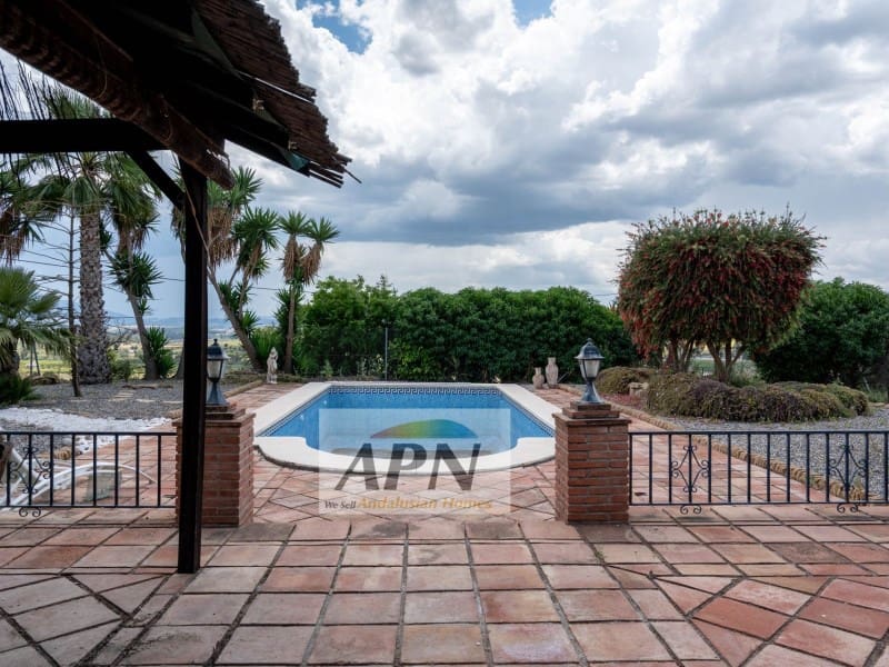 4 slaapkamer Finca/Landhuis te koop in Pizarra - € 450.000 (Ref: 9294445)