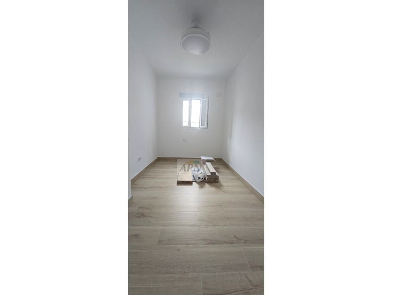 2 soveværelse Lejlighed til leje i Alora - € 800 (Ref: 9379138)