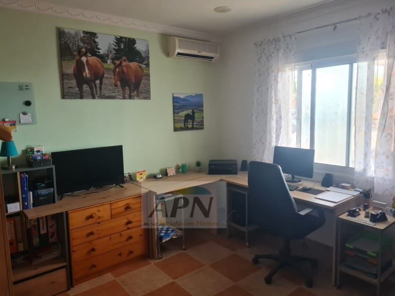 7 quarto Quinta/Casa Rural para venda em Alora com piscina - 595 000 € (Ref: 9462463)