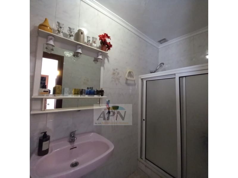 2 bedroom Townhouse for sale in Pizarra - € 178,000 (Ref: 9683457)