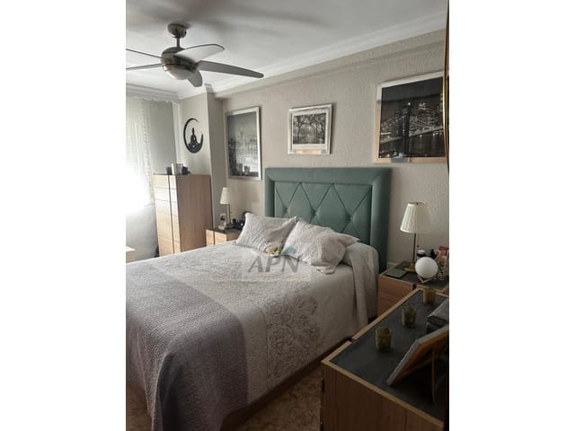 4 soveværelse Lejlighed til salg i Málaga by - € 390.000 (Ref: 9732014)