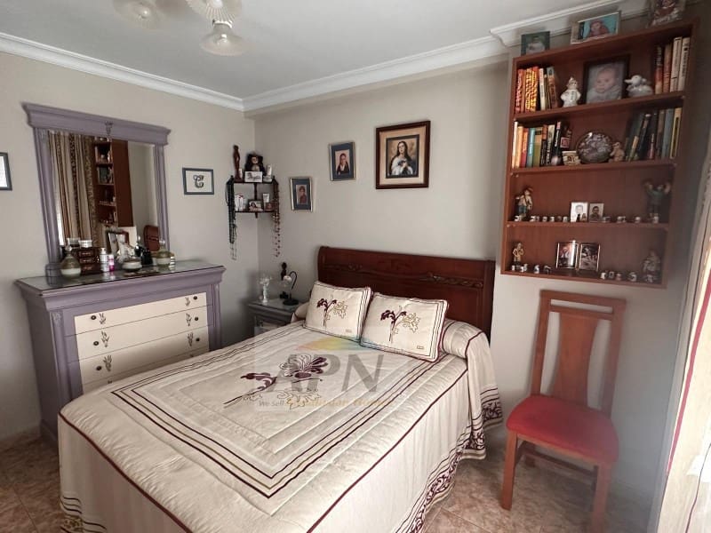 4 soveværelse Lejlighed til salg i Malaga by - € 390.000 (Ref: 9732014)