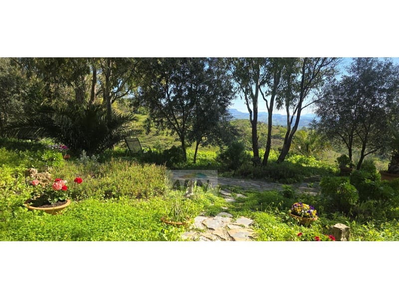 2 sypialnia Finka/Dom wiejski na sprzedaż w Ardales z basenem - 395 000 € (Ref: 9788321)