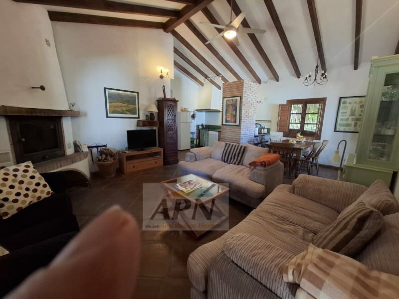 5 bedroom Finca/Country House for sale in Alora with pool - € 695,000 (Ref: 9804216)