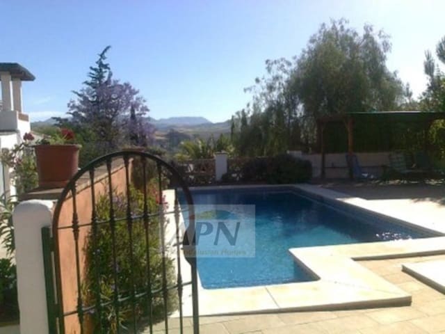 5 bedroom Finca/Country House for sale in Alora with pool - € 695,000 (Ref: 9804216)