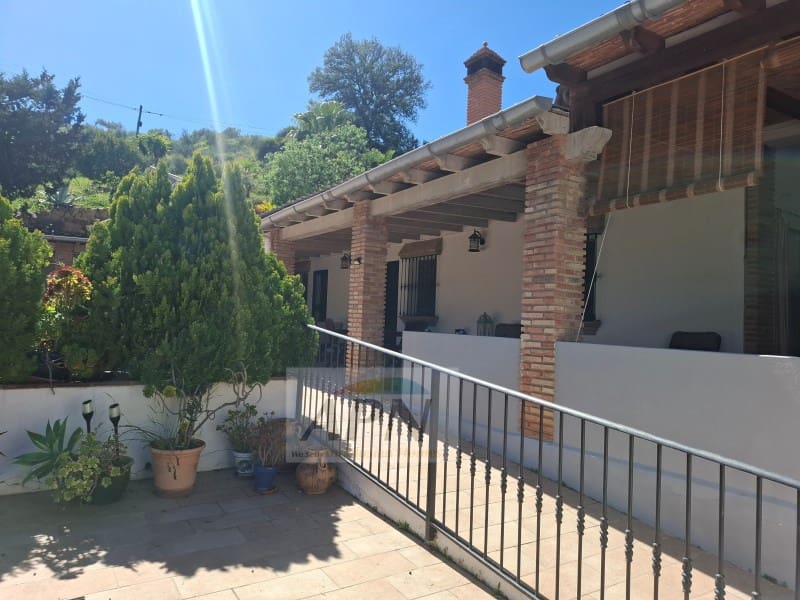 5 bedroom Finca/Country House for sale in Alora with pool - € 695,000 (Ref: 9804216)