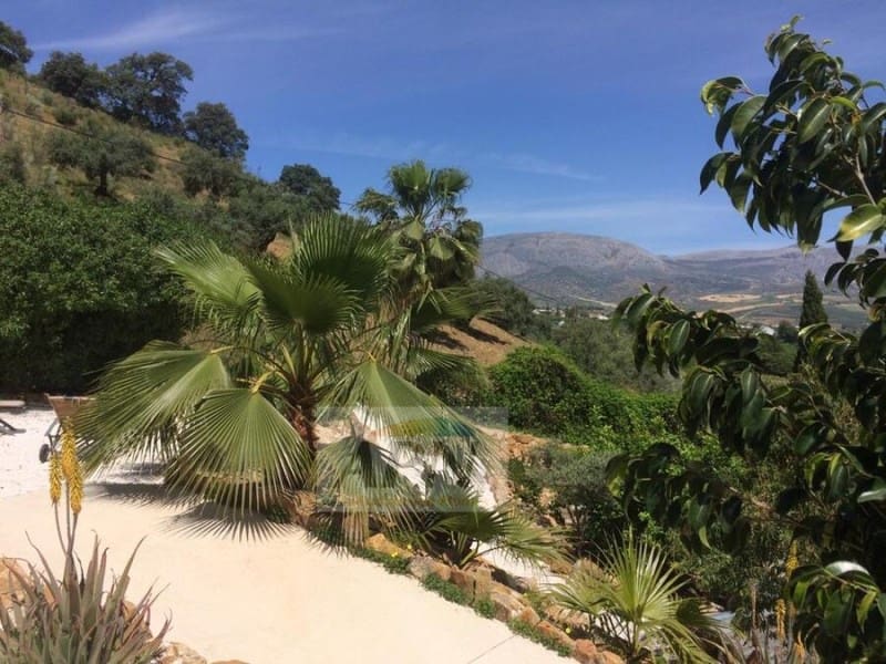 5 bedroom Finca/Country House for sale in Alora with pool - € 695,000 (Ref: 9804216)