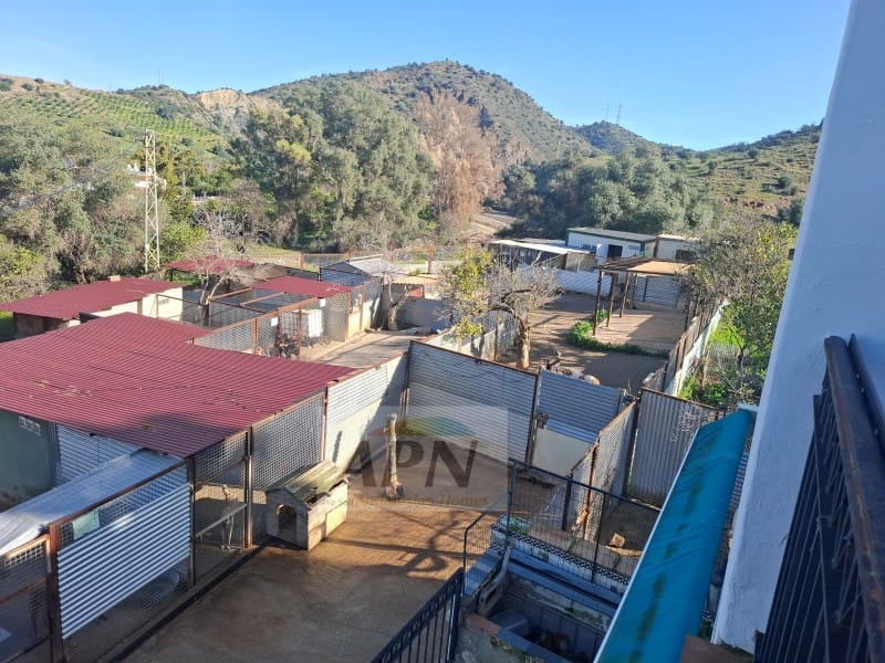 7 sypialnia Finka/Dom wiejski na sprzedaż w Alora - 280 000 € (Ref: 9808079)