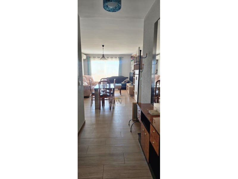 4 bedroom Apartment for rent in Alora - € 900 (Ref: 9820321)
