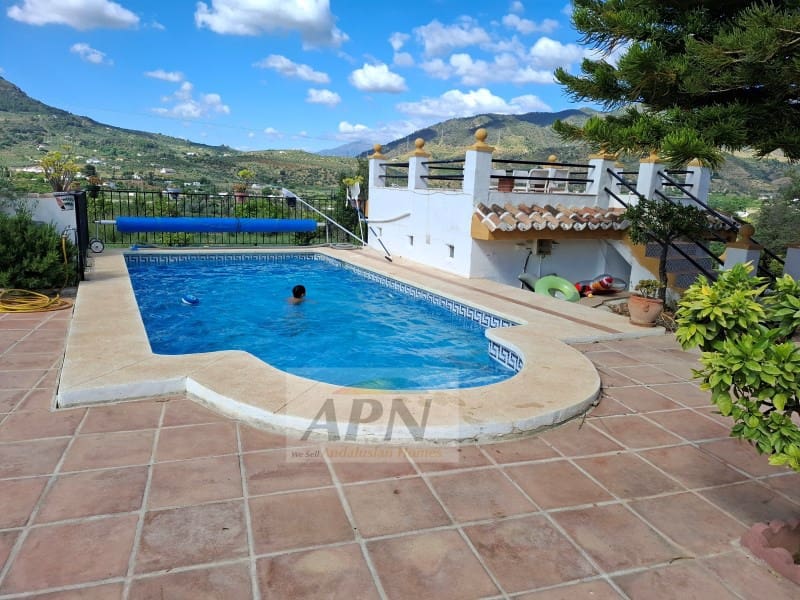 2 camera da letto Finca/Casa di Campagna in vendita in Alora - 265.000 € (Rif: 9846149)