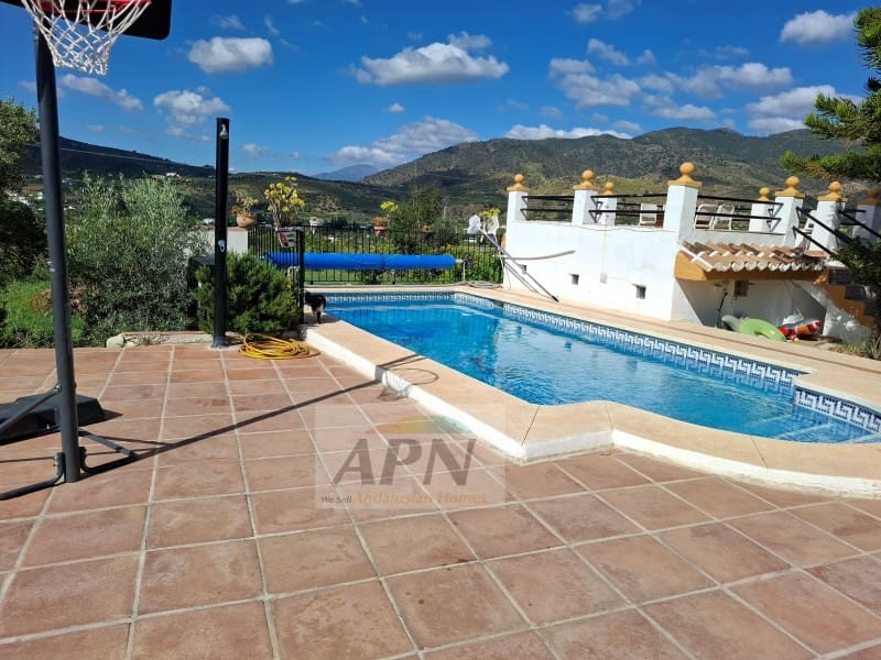 2 camera da letto Finca/Casa di Campagna in vendita in Alora - 265.000 € (Rif: 9846149)
