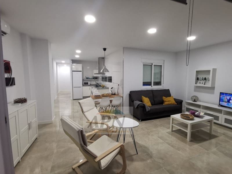 2 soverom Penthouse til leie i Alora - € 1 000 (Ref: 9849502)
