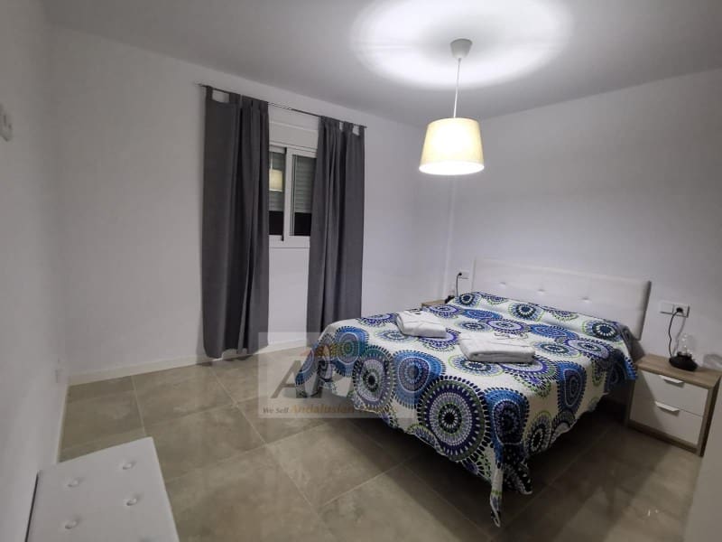 2 soverom Penthouse til leie i Alora - € 1 000 (Ref: 9849502)
