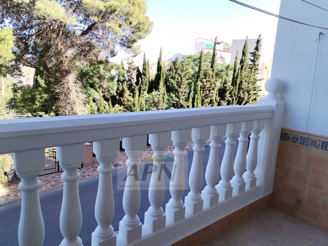 3 quarto Apartamento para arrendar em Alora - 900 € (Ref: 9865087)