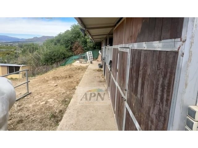 Finca/Casa Rural de 3 habitaciones en Cártama en venta - 325.000 € (Ref: 9866896)