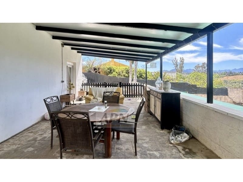 Finca/Casa Rural de 3 habitaciones en Cártama en venta - 325.000 € (Ref: 9866896)