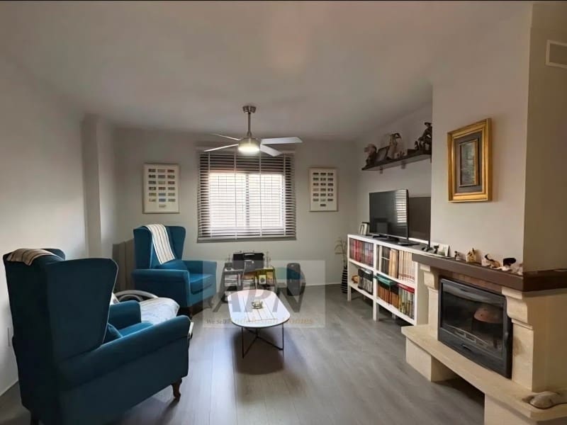 5 bedroom Townhouse for sale in Pizarra - € 340,000 (Ref: 9871673)