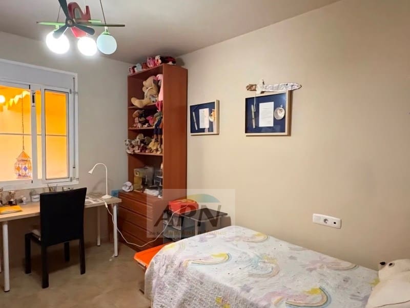 5 bedroom Townhouse for sale in Pizarra - € 340,000 (Ref: 9871673)