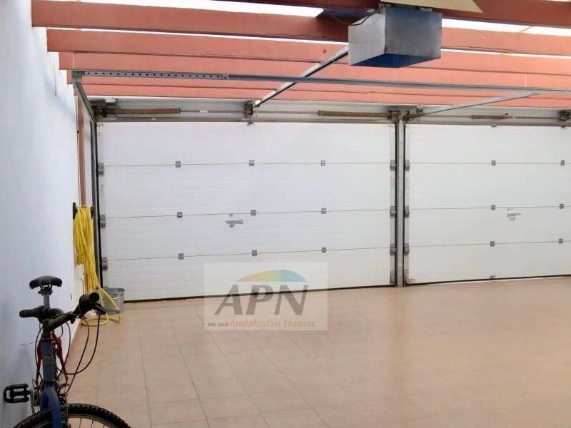 5 bedroom Townhouse for sale in Pizarra - € 340,000 (Ref: 9871673)