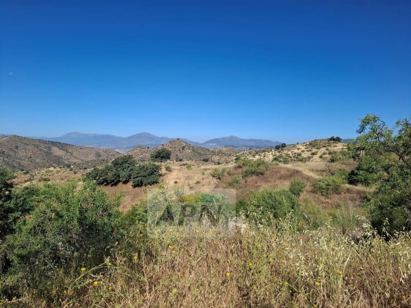 2 slaapkamer Finca/Landhuis te koop in Alora - € 179.000 (Ref: 9892466)