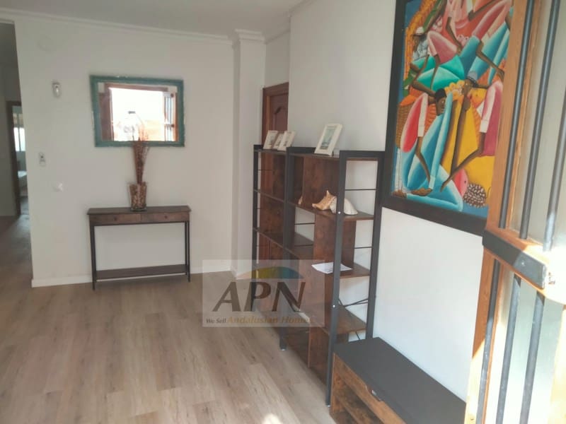 2 bedroom Townhouse for rent in Alora - € 750 (Ref: 9927075)