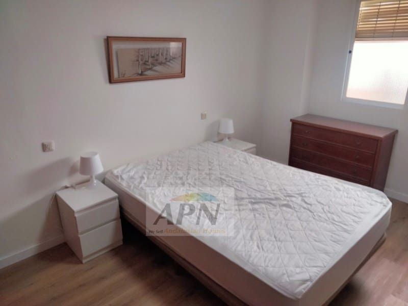 2 bedroom Townhouse for rent in Alora - € 750 (Ref: 9927075)