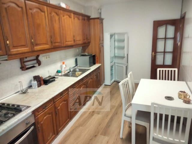 2 bedroom Townhouse for rent in Alora - € 750 (Ref: 9927075)