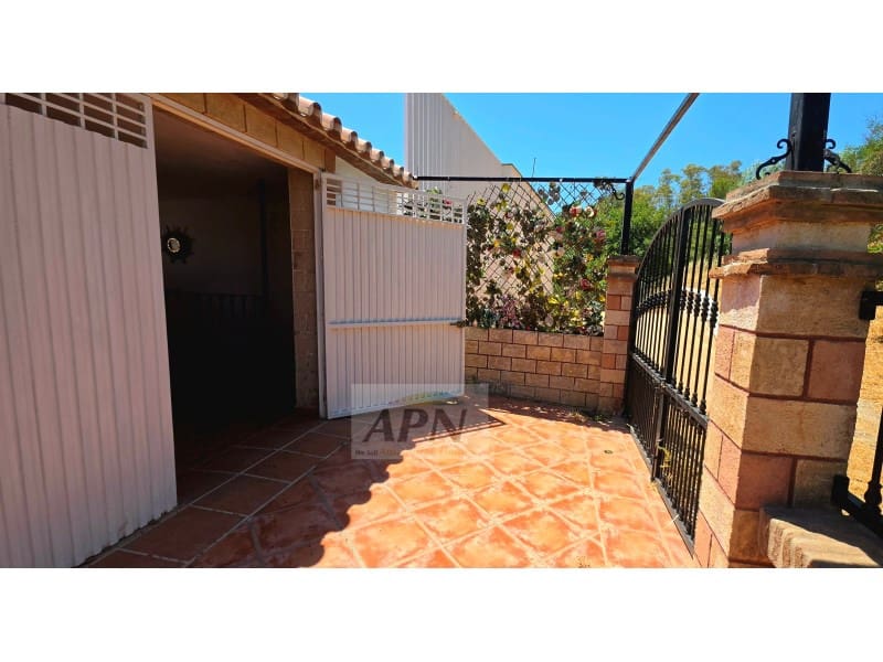3 bedroom Apartment for sale in Alora - € 230,000 (Ref: 9949473)