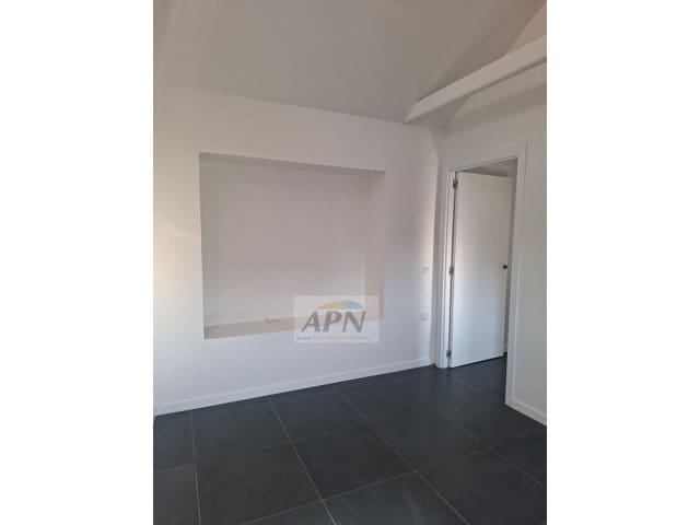 2 bedroom Apartment for sale in Alora - € 132,000 (Ref: 9949474)
